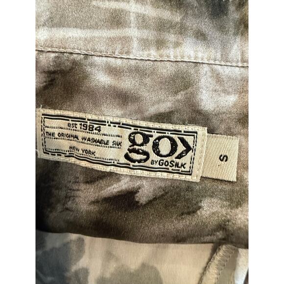 GO BY GO SILK Black and White Tank Top - Picture 5 of 5